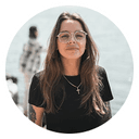 Mental health professional using software for therapists